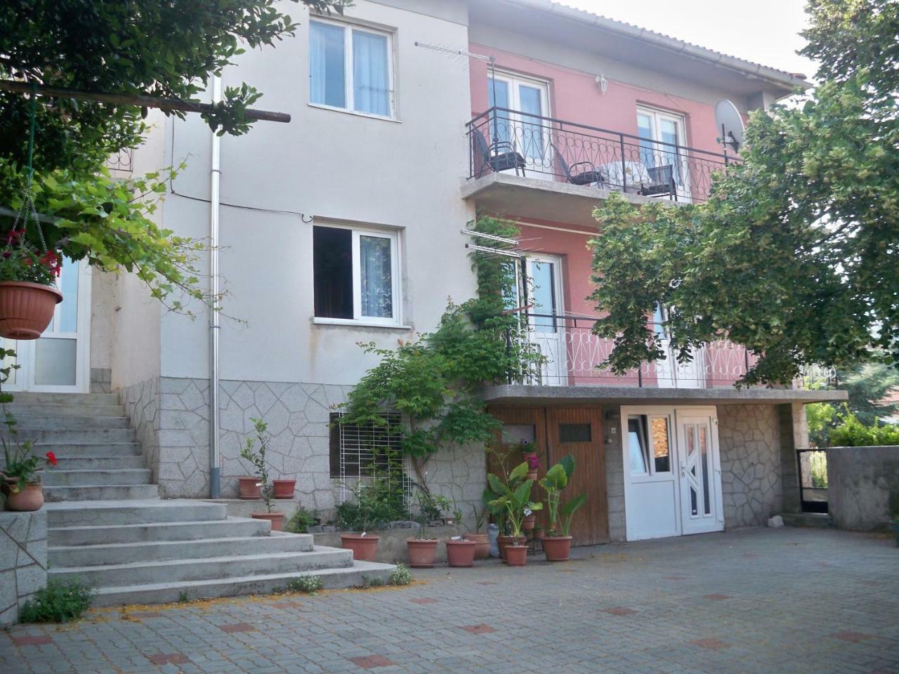Apartment Petra *